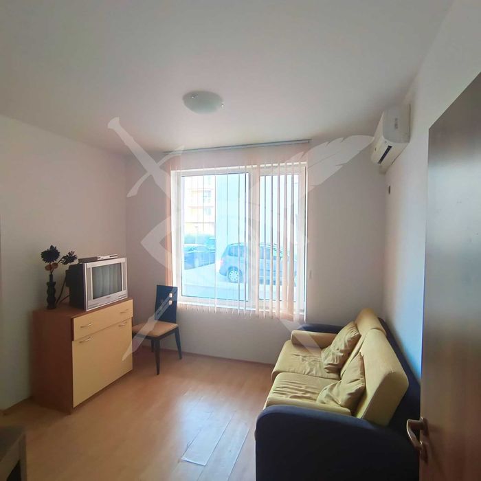 Продава се Едностаен апартамент в к.к. Слънчев бряг - 38 кв.м за 1000 €/кв.м - Снимка #1