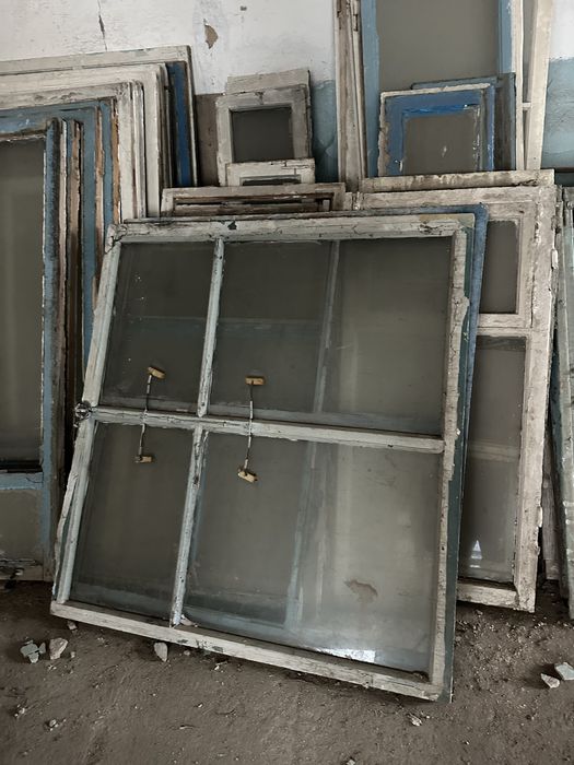 Оконные рамы б/у