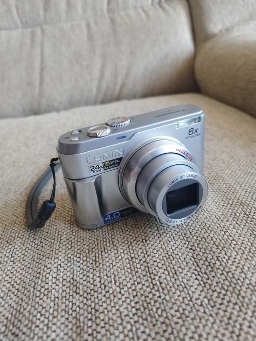 Camera foto digitala Panasonic Lumix DC-LZ1 Japan cu baterii AA