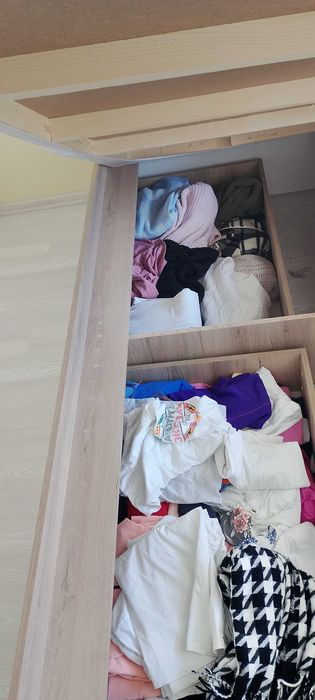 Легло с чекмеджета,спалня