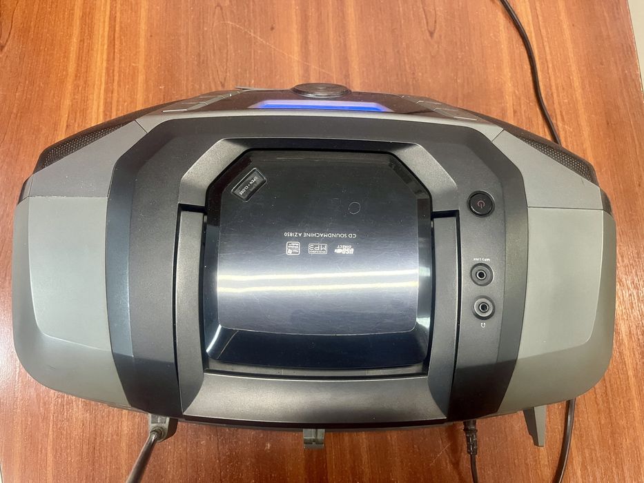 CD магнитола Philips