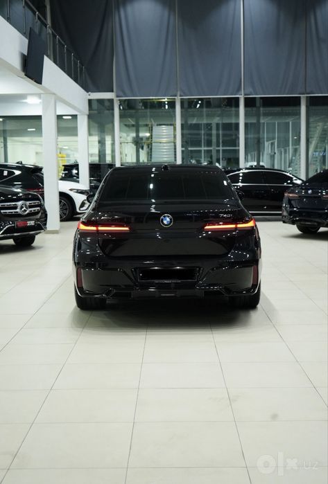 bmw 740i  g70 2025