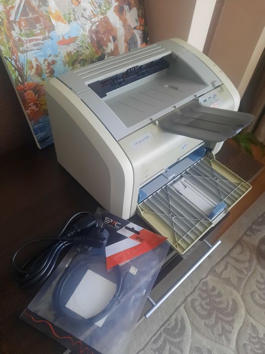 Продам принтер Hewlett-Packard 1020
