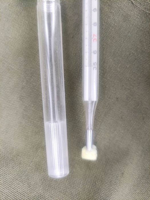 Продавам термометър качествен телесен  TOSHIBA Clinical Thermometer
