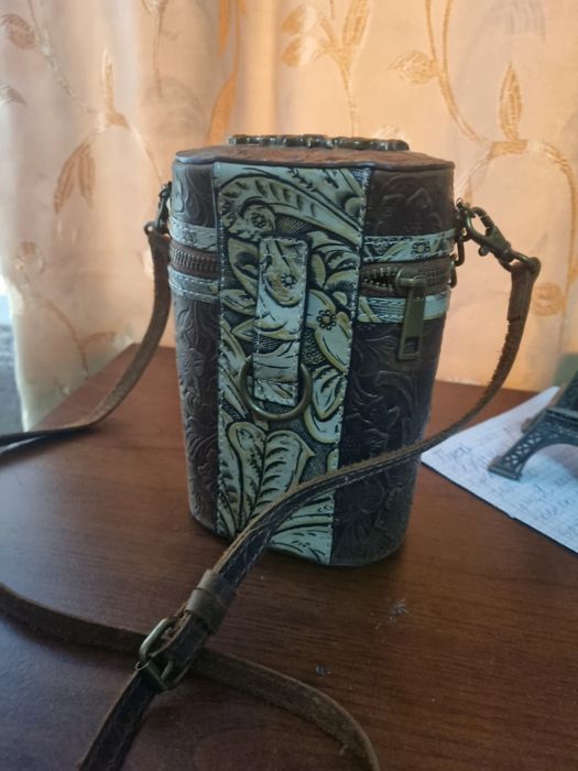 Сумка бочонок (кожа).