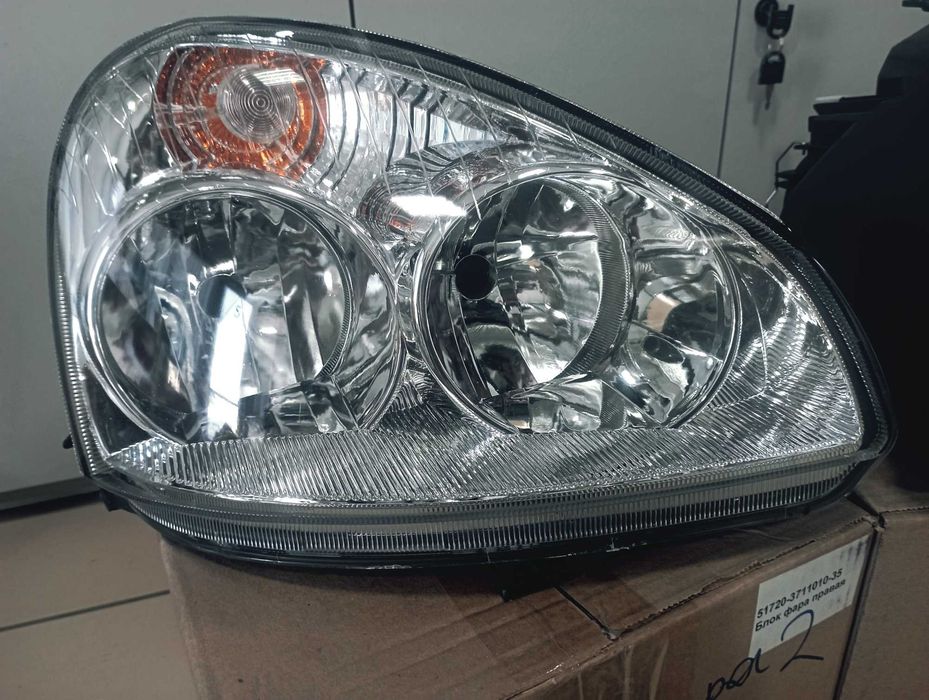 Фара Lada Priora 2172 (левая/правая)