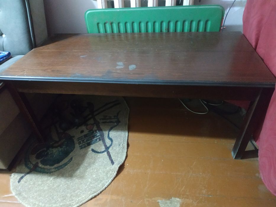 Продам журнальный столик