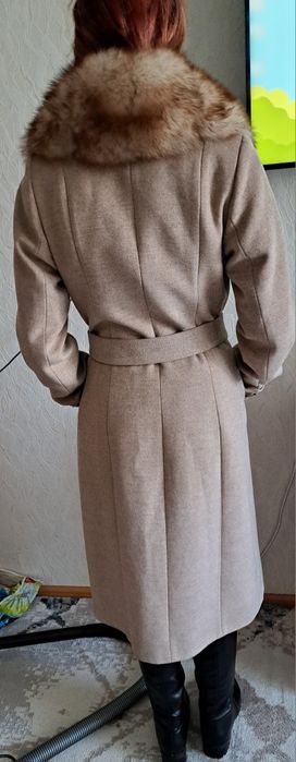 Продам польто  не дорого