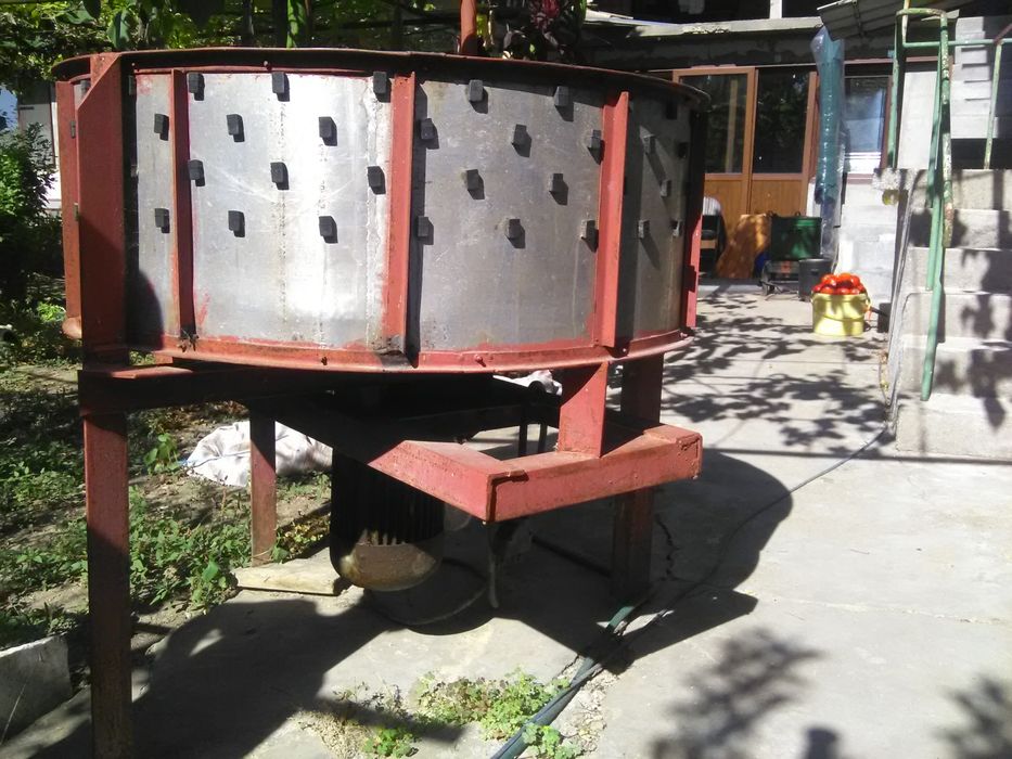 Машина за скубане на пилета