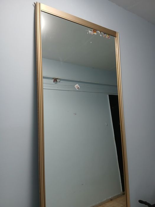 Два зеркала больших