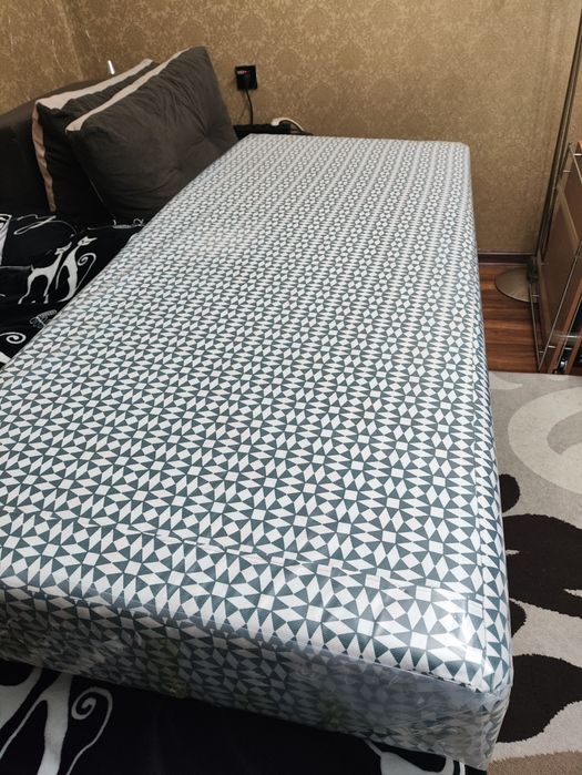 Паралоновый матрас.