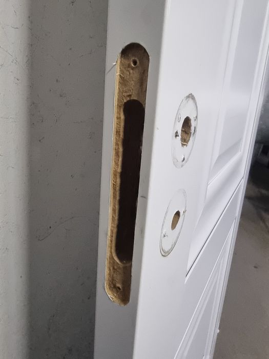 Продам двери межкомнтьные б/у. 70×200