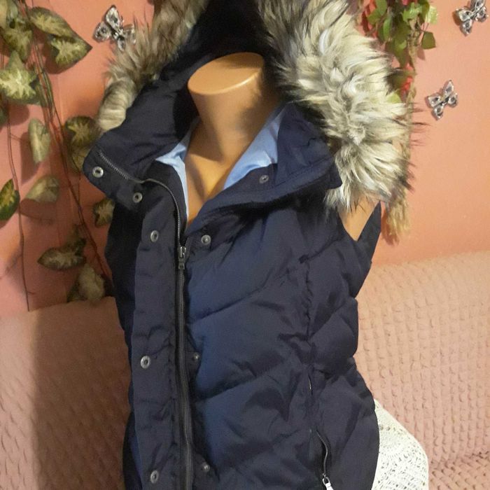 GAP Дамски Елек  с пух