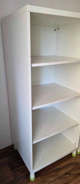 Vând 2 cadre de depozitare / biblioteci IKEA Stuva  ptr copii  (cu 3 polițe incluse și picioare reglabile), practice și încăpătoare.