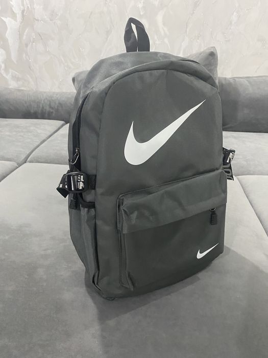 Рюкзак Nike продам