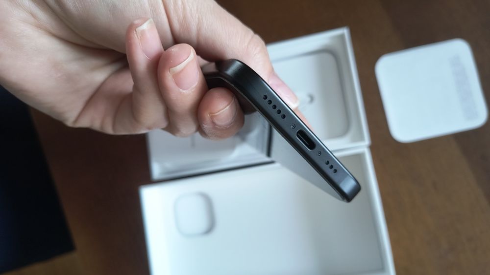 Iphone 15 в отлично състояние