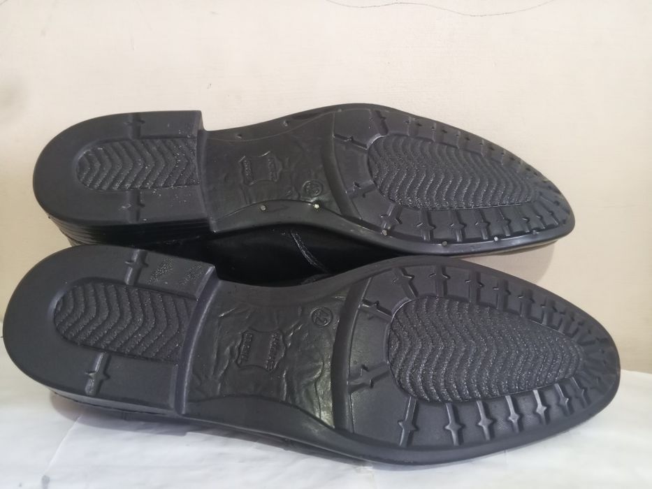 Tufli Sotiladi uzsalaman