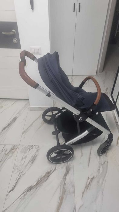 Vând cărucior Cybex Balios S Lux, utilizat aproximativ 1 an și jumătate.