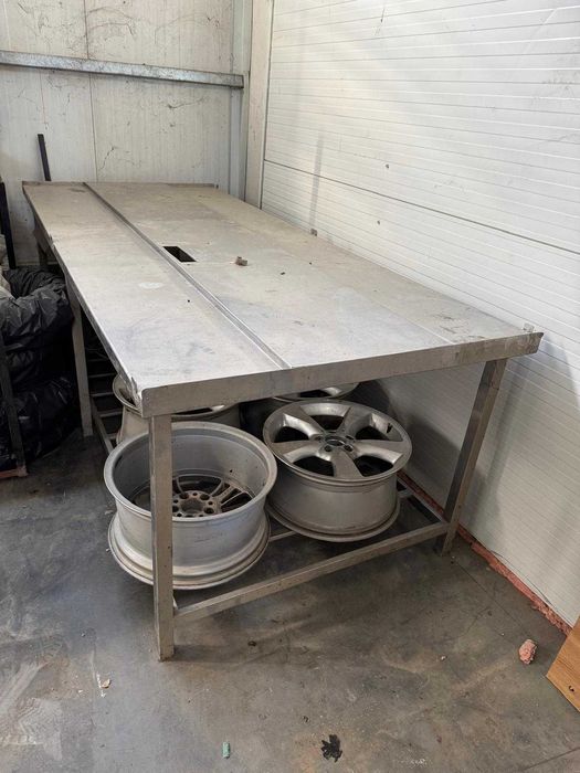 Masa inox 2.5m , folosita