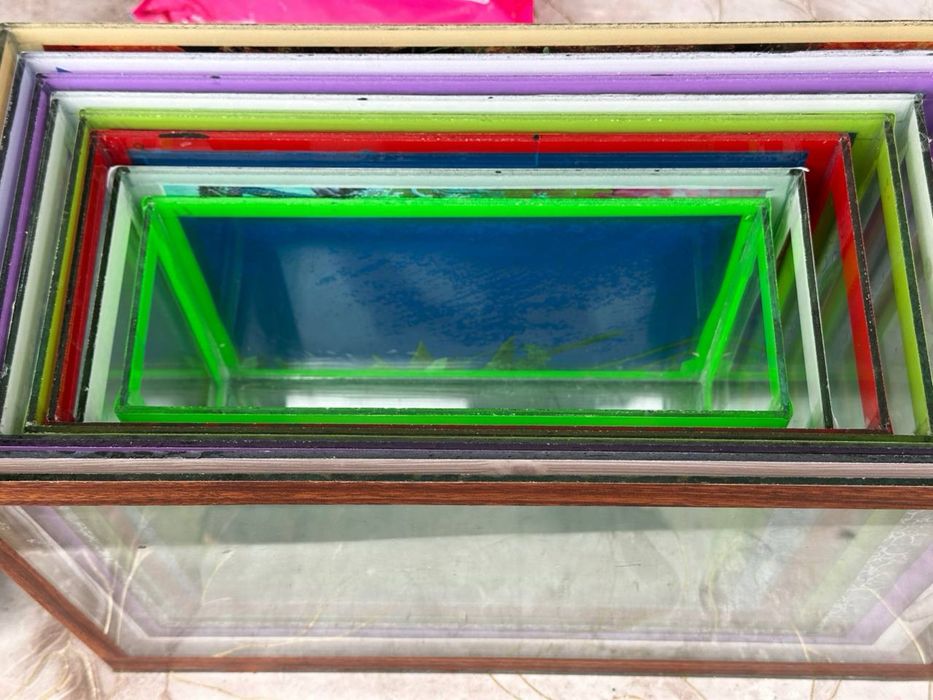 Аквариумлар ва стеллаж