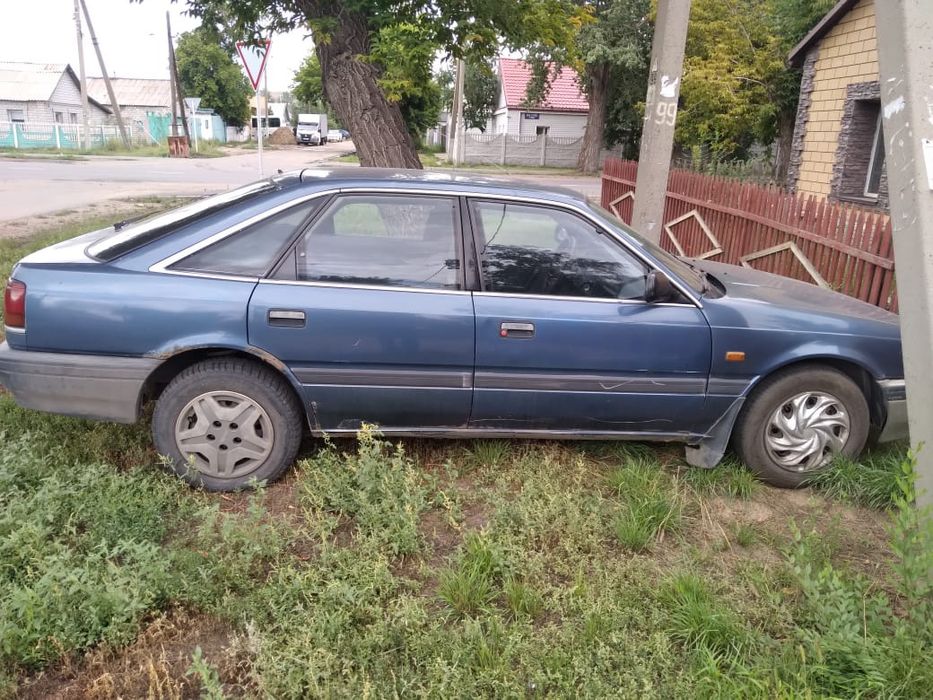 Mazda 626 год 1989