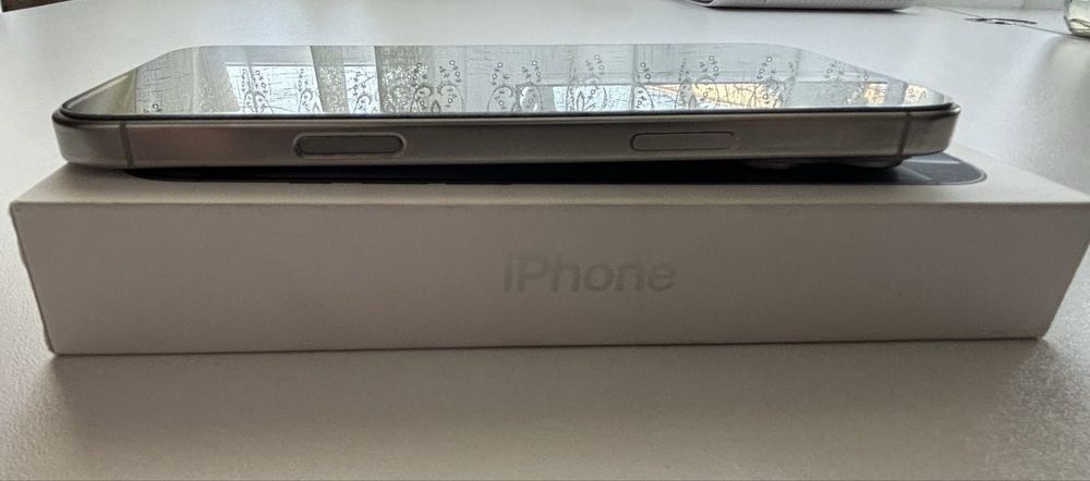 Iohone 16 pro max 256 gb