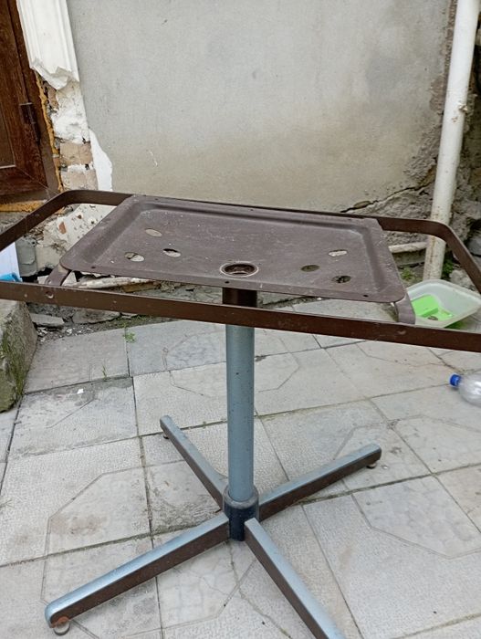 Подставка для телевизора металлические