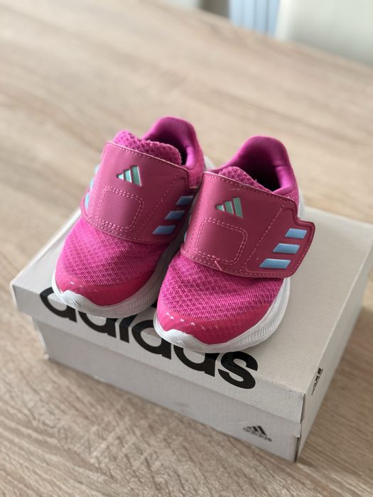 Адидас маратонки