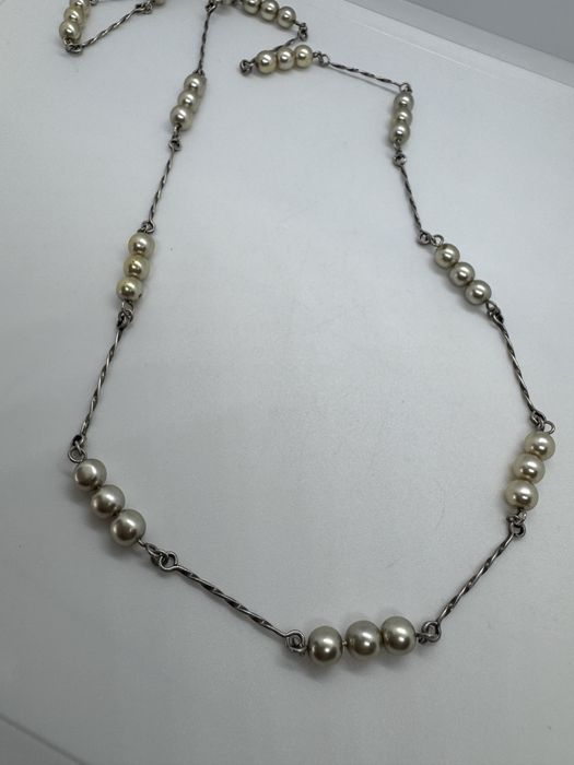 Colier lung din argint si perle
