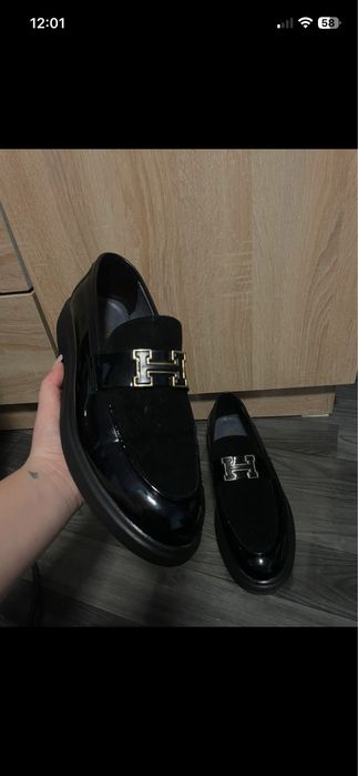 Pantofi de costum