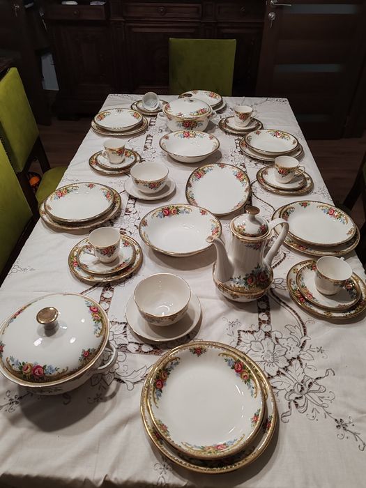 Serviciu de masa și ceai/ cafea