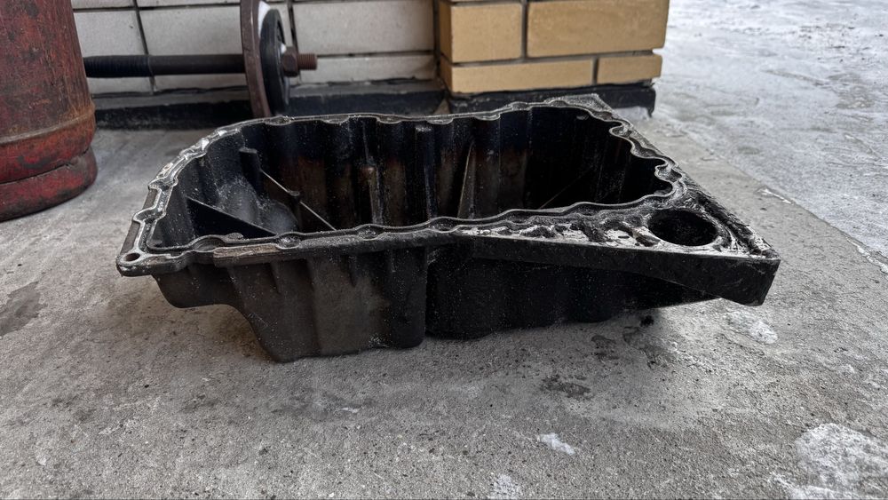 Поддон Рено Дастер