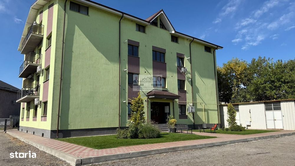 Apartament cu 3 camere, 75 mp, bloc nou Adjud