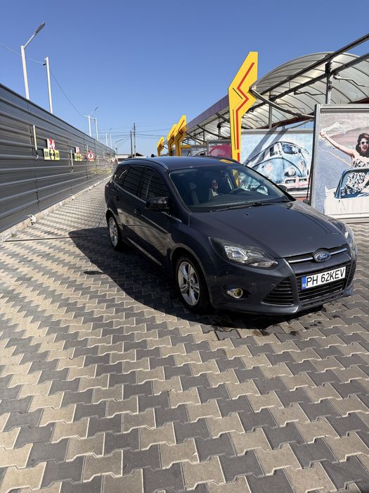 FORD Focus 2013 — imagine 4