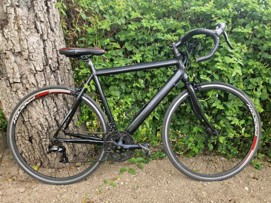 Vând Cursieră VKT Italia / Jante Profilate VKT Procom / Full Black / Stare impecabilă