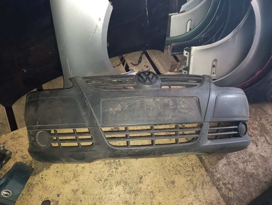 Бампер передний на Фольксваген Fox 2007г.в