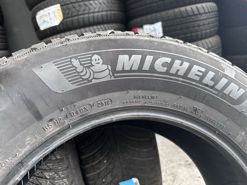235/65/17 MICHELIN 4бр