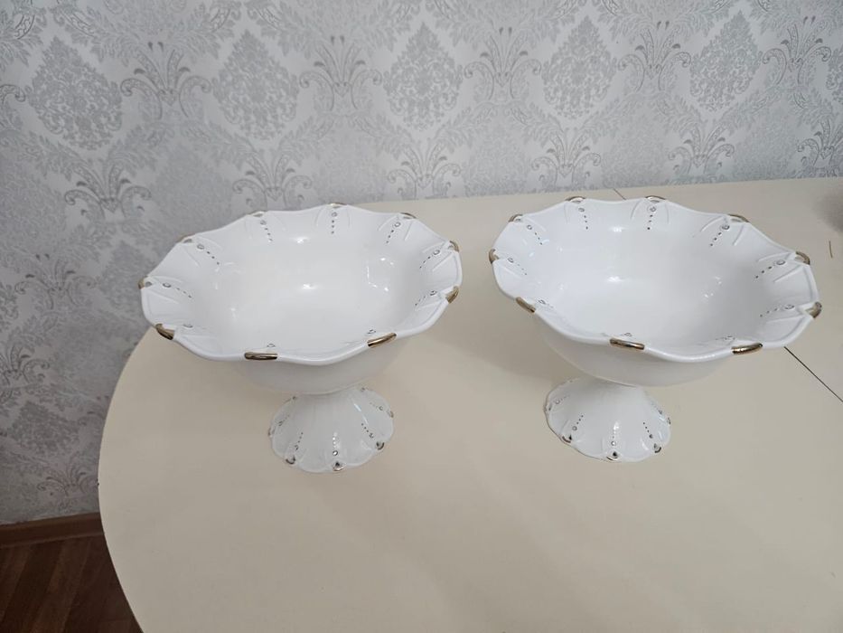 Продам фруктовницу и конфетницу