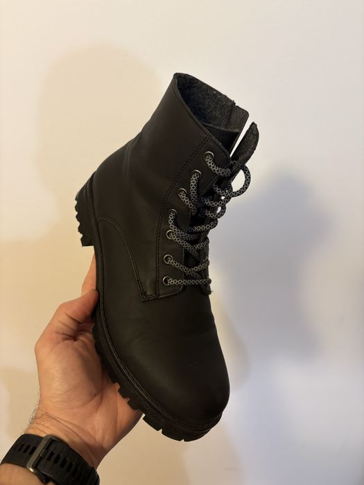 Ghete dama Clara Barson