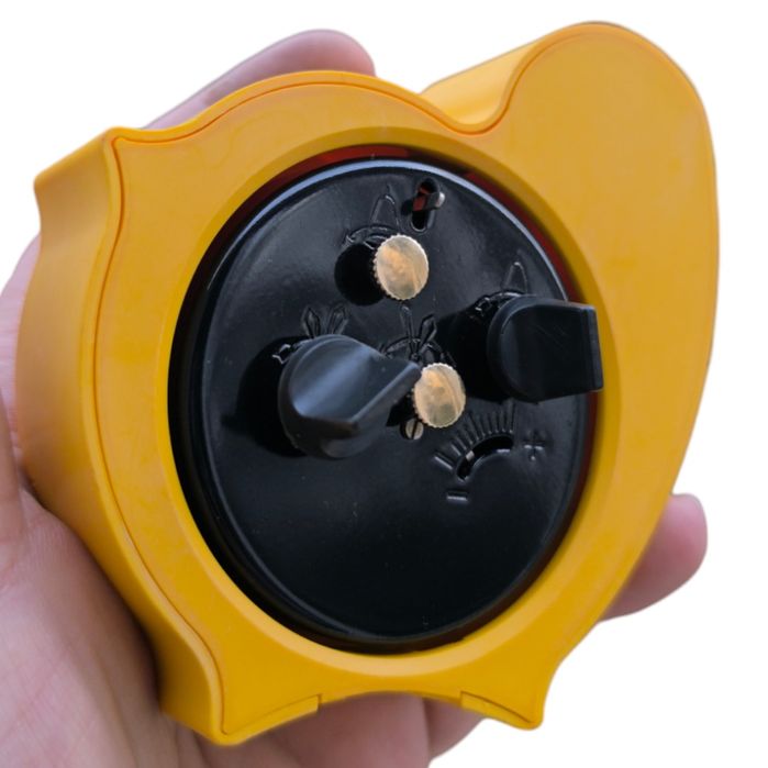 Ретро механичен будилник Slava пиле (обслужен)