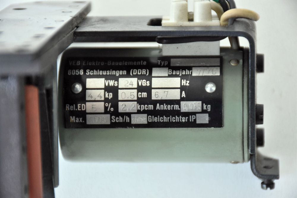 Ел. двигатели с редуктори , стъпкови, ремъчни шайби