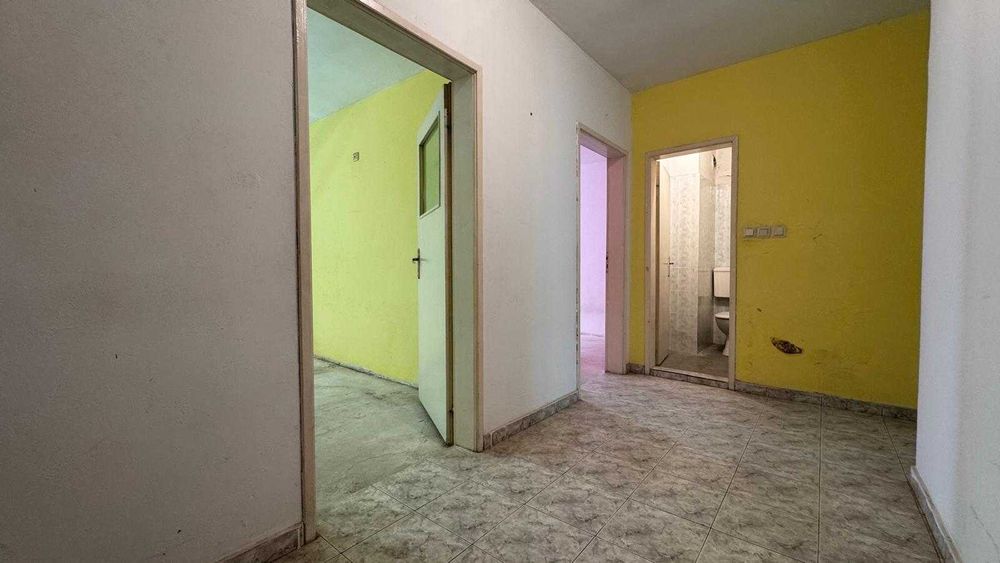 Продава се Тристаен апартамент в Велико Търново, Бузлуджа - 80 кв.м за 1338 €/кв.м - Снимка #2