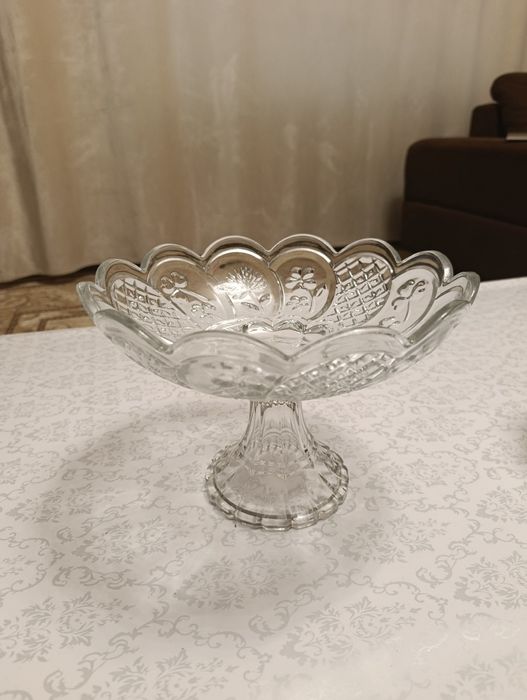 Посуда для сервировки