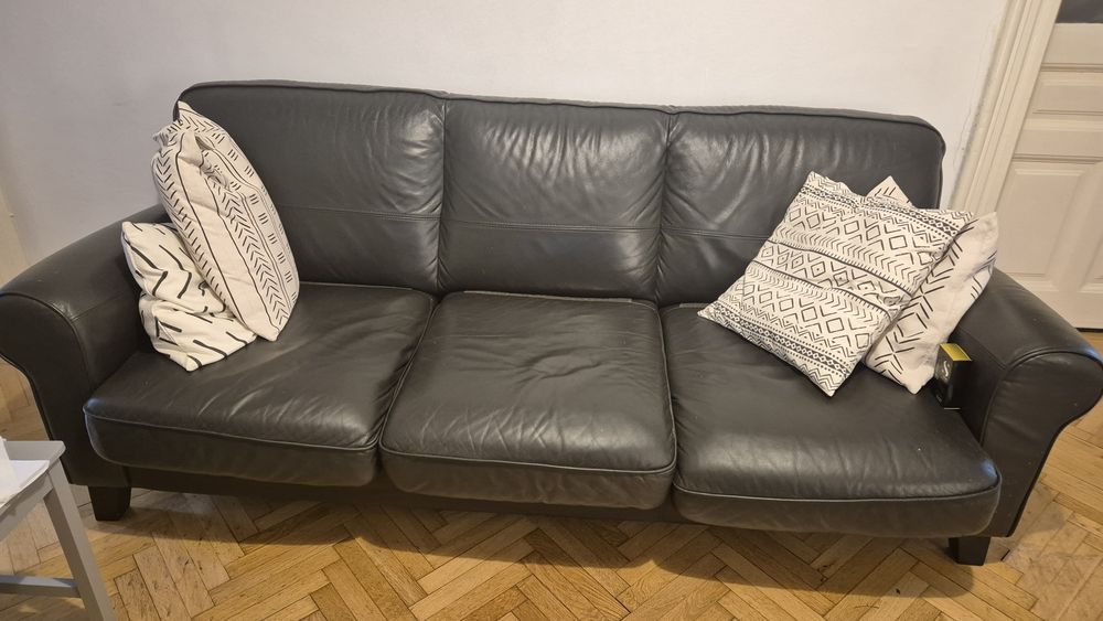 Canapea piele 3 locuri maro inchis 2 m  stare excelenta