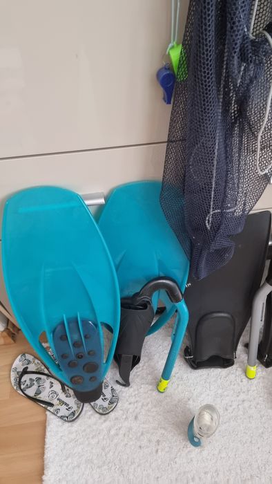 Продавам плавници