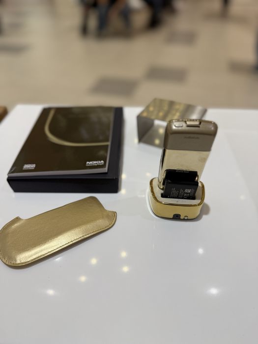 Nokia 8800 sirocco edition