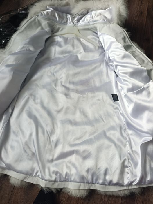 Haină (vestă)din blană de vulpe polară