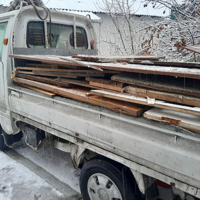 O‘tin sotiladi утин сотилади