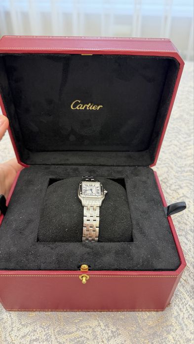 Женские часы cartier
