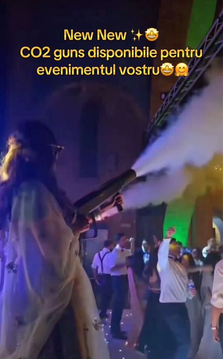 Cabină Foto,fum greu, Baloane cu Fum, CO2 Guns, Tort de Shoturi – București-15% reducere la pachete